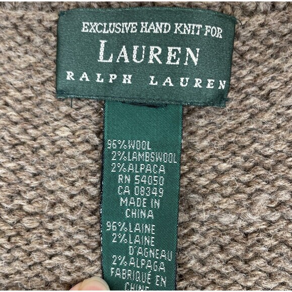 Lauren Ralph Lauren Womens M Hand Knit Wool Sweater Vest Southwestern Aztec Read - Picture 9 of 9